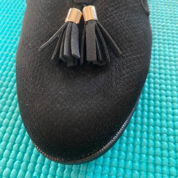 Black flats - Picture 2 of 4